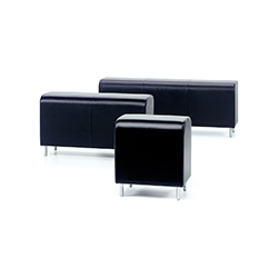 One-seater 矮凳 CG-A1553