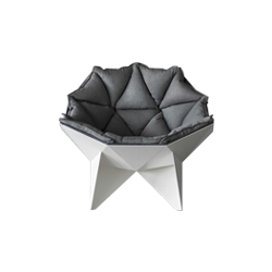 Q1 lounge chair CG-B106