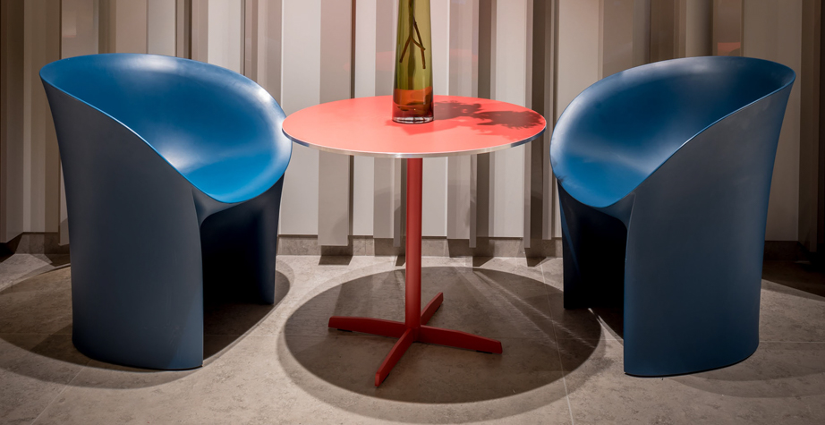 创意家具 - 桌几|咖啡桌|办公家具|设计师家具|罗杰咖啡桌