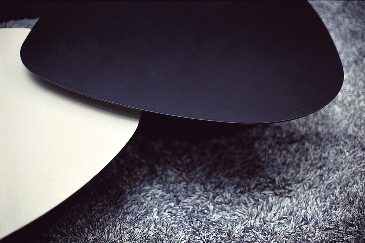 创意家具 - 桌几|咖啡桌|办公家具|设计师家具|菲尼克斯咖啡桌