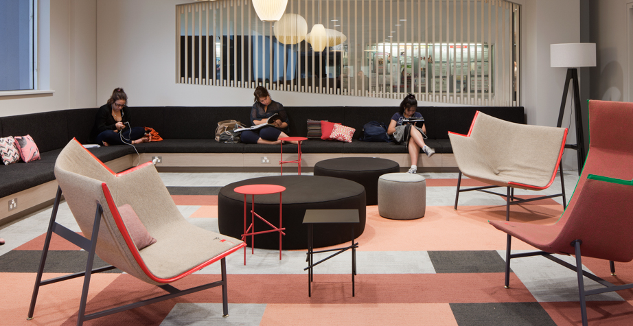 创意家具 - 坐具|休闲椅|办公家具|设计师家具|纸飞机休闲椅