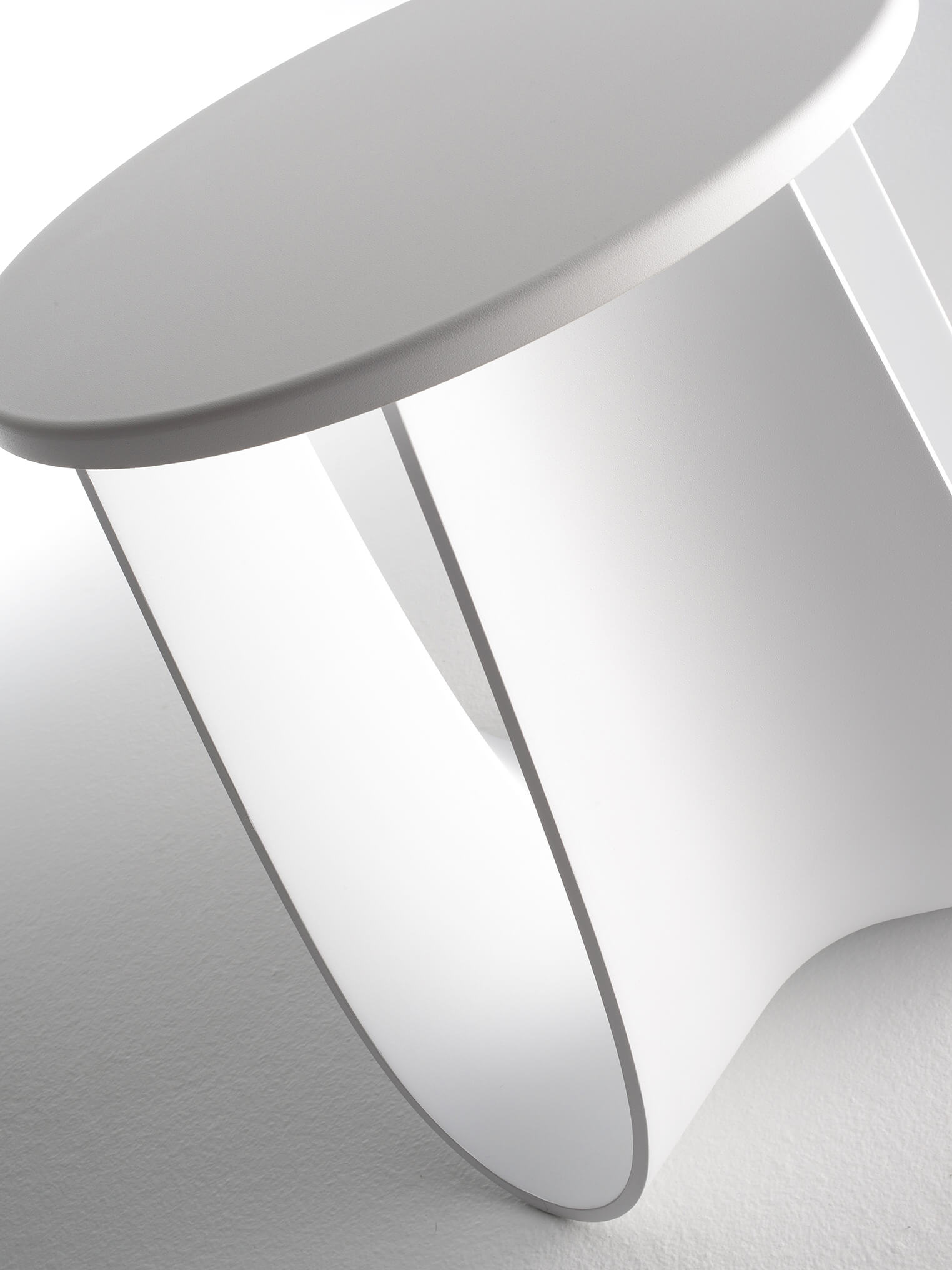 创意家具 - 桌几|茶几/边几|办公家具|设计师家具|Polyurethane stool  茶几/角几