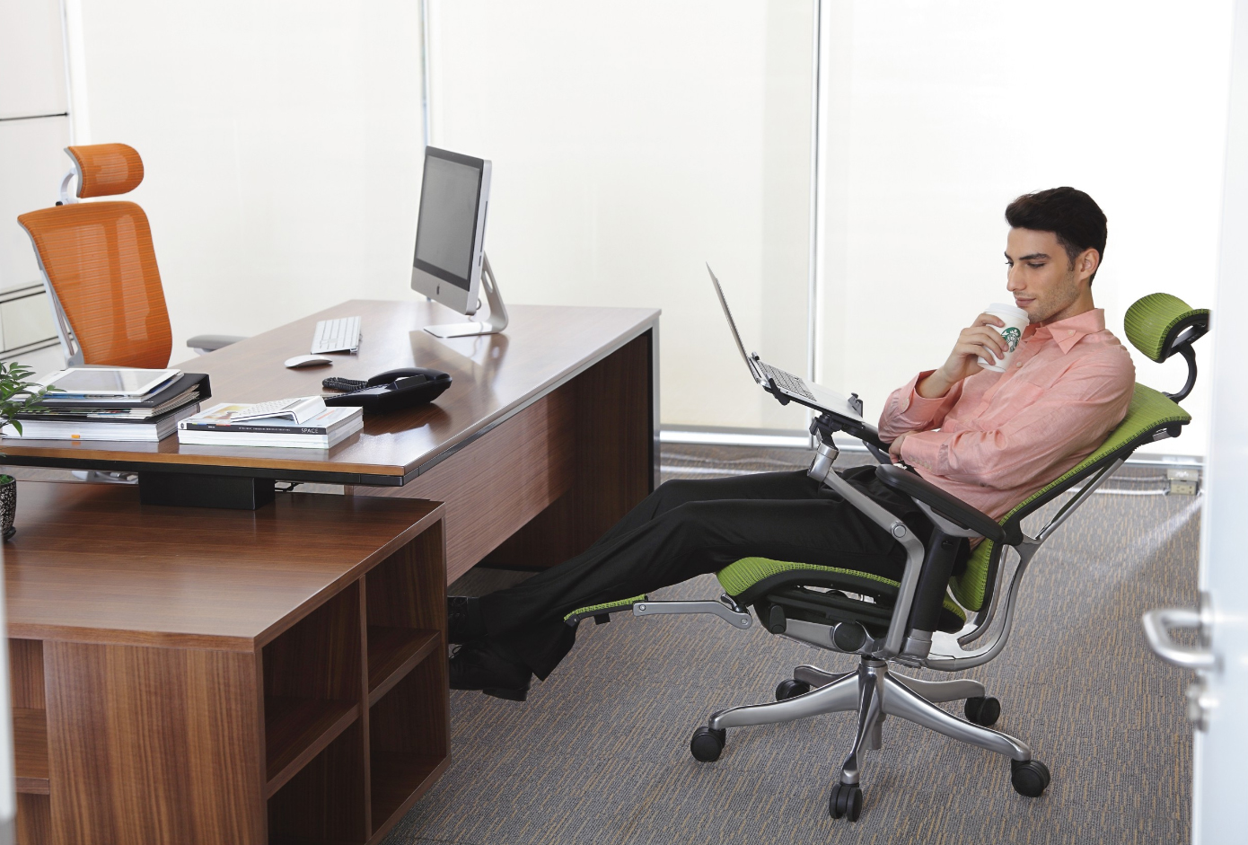 办公椅|现代真皮会议椅|办公家具|设计师家具|金典会议椅系列