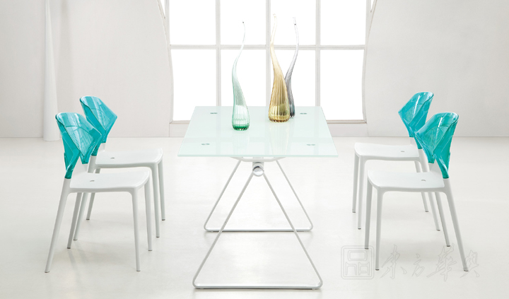 现代经典休闲椅|塑料休闲椅|办公家具|塑料休闲椅|亚克力休闲椅，休闲椅，餐椅，咖啡厅椅，洽谈椅，休闲椅，塑料休闲椅