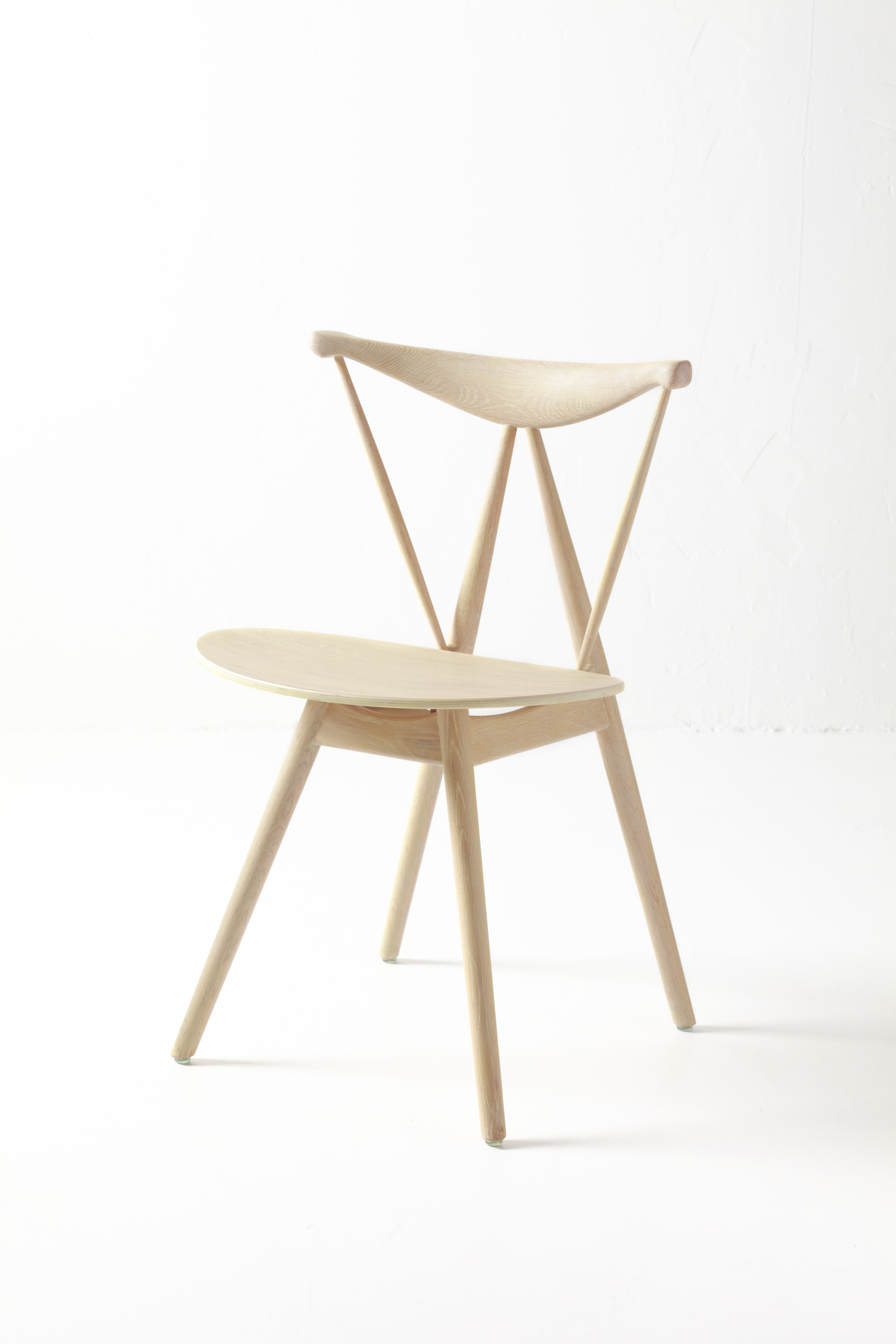 万象城网页版 - 坐具|餐椅|办公家具|万象城(中国)家具|Piano Chair