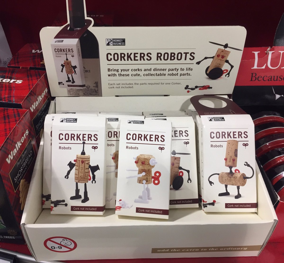 万象城网页版 - 附件|饰品|办公家具|万象城(中国)家具|Corkers机器人玩偶