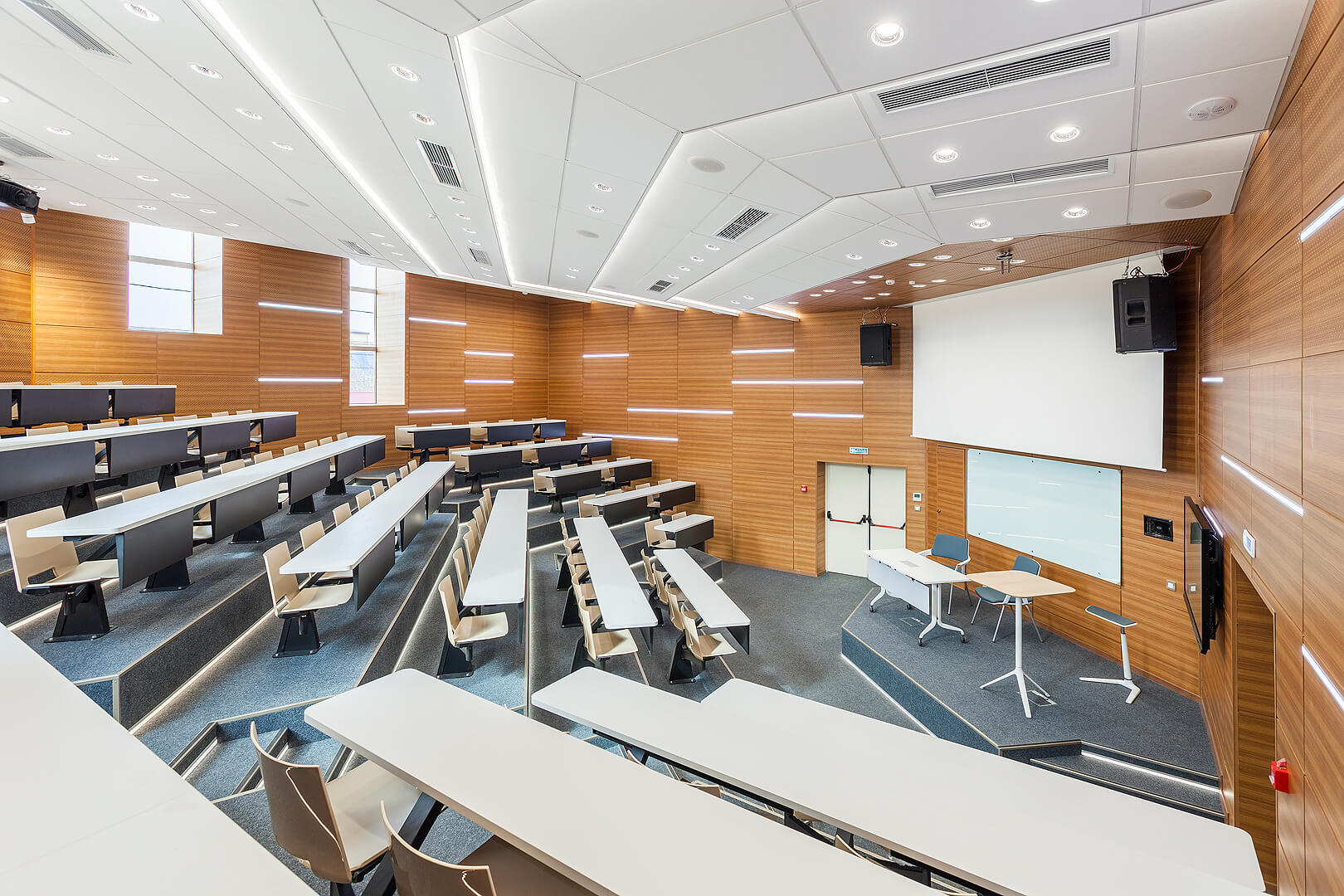 学校家具|阶梯教室桌椅|办公家具|万象城(中国)家具|ST12