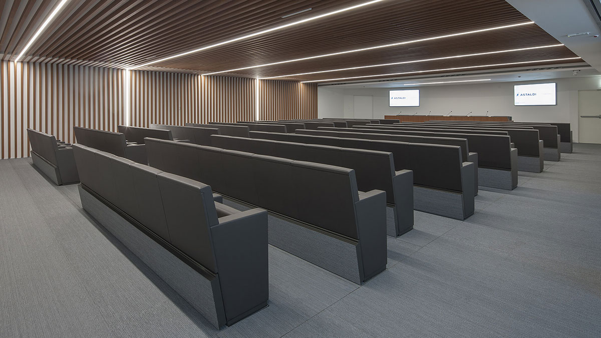 公共座椅|礼堂椅|办公家具|万象城(中国)家具|F50 剧院/礼堂椅