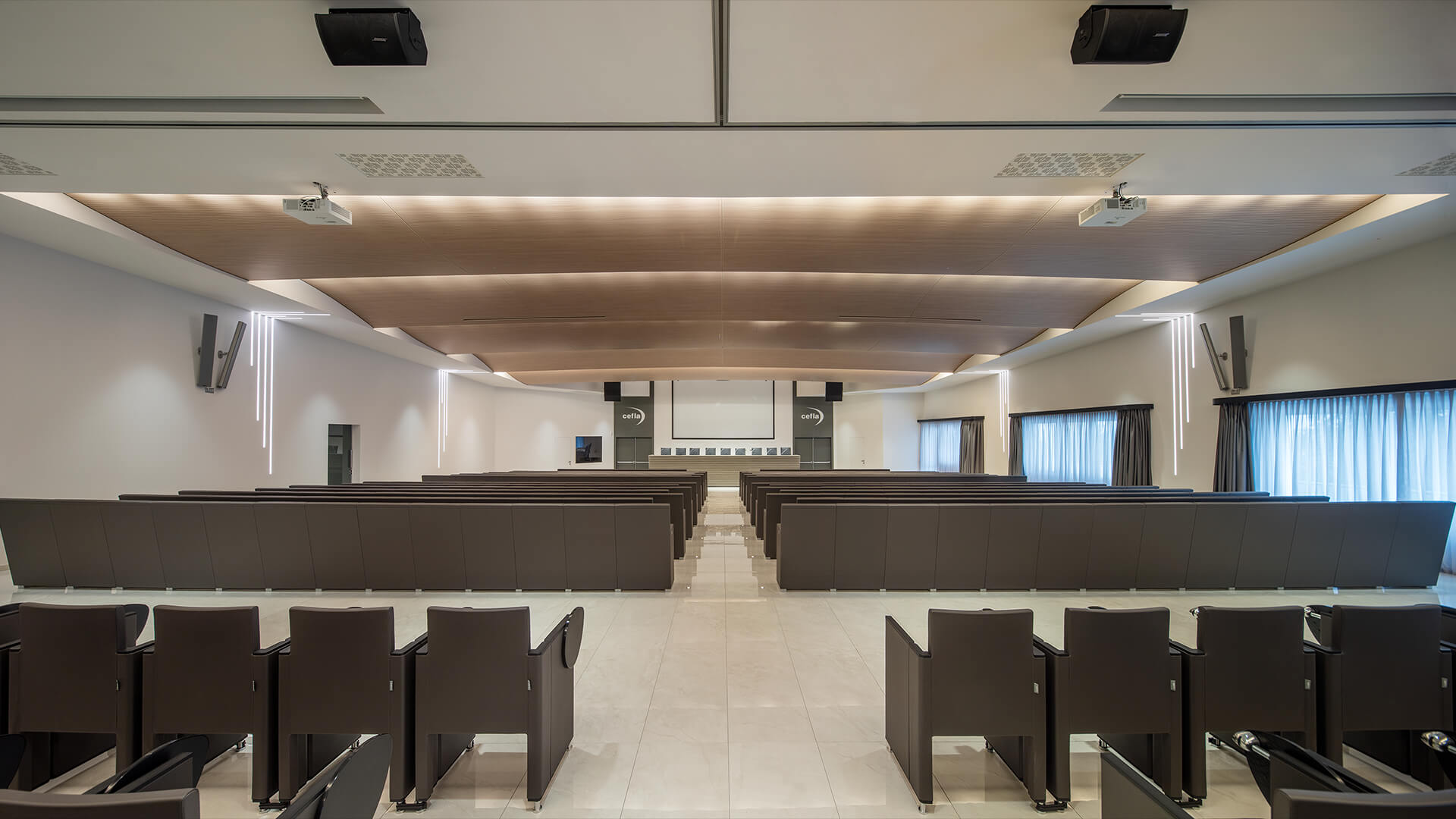 公共座椅|礼堂椅|办公家具|万象城(中国)家具|ON TIME 剧院/礼堂椅