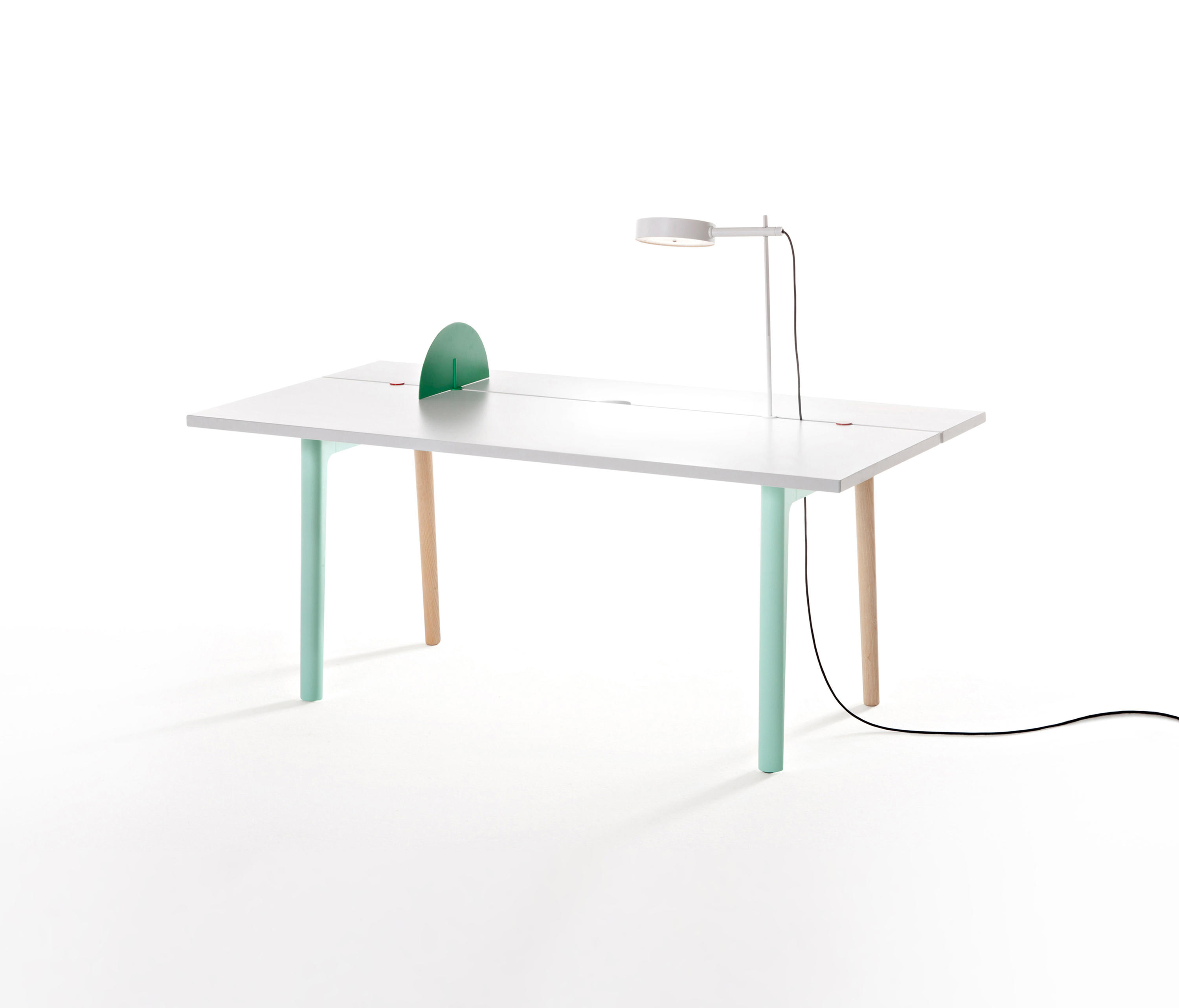 办公屏风|办公屏风系统|办公家具|万象城(中国)家具|Offset Table 工作台/办公桌