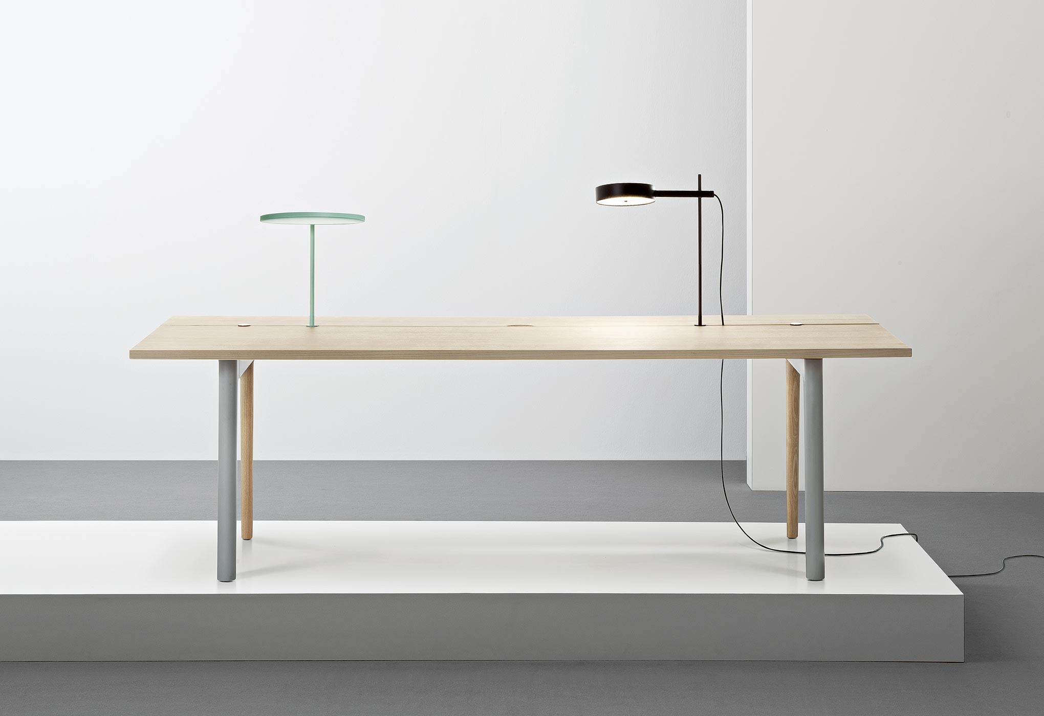 办公屏风|办公屏风系统|办公家具|万象城(中国)家具|Offset Table 工作台/办公桌