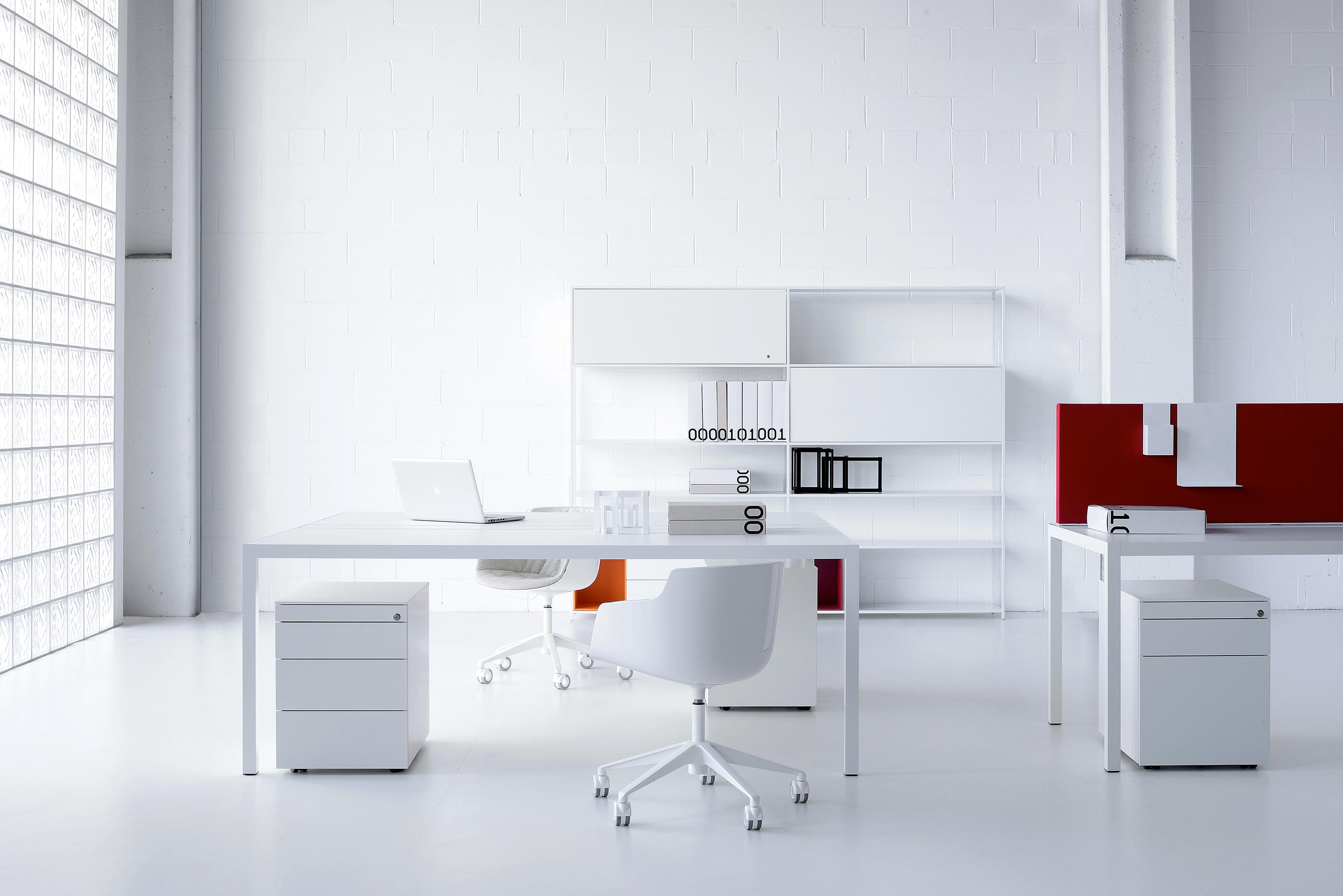 办公屏风|办公屏风系统|办公家具|万象城(中国)家具|DESK 办公桌