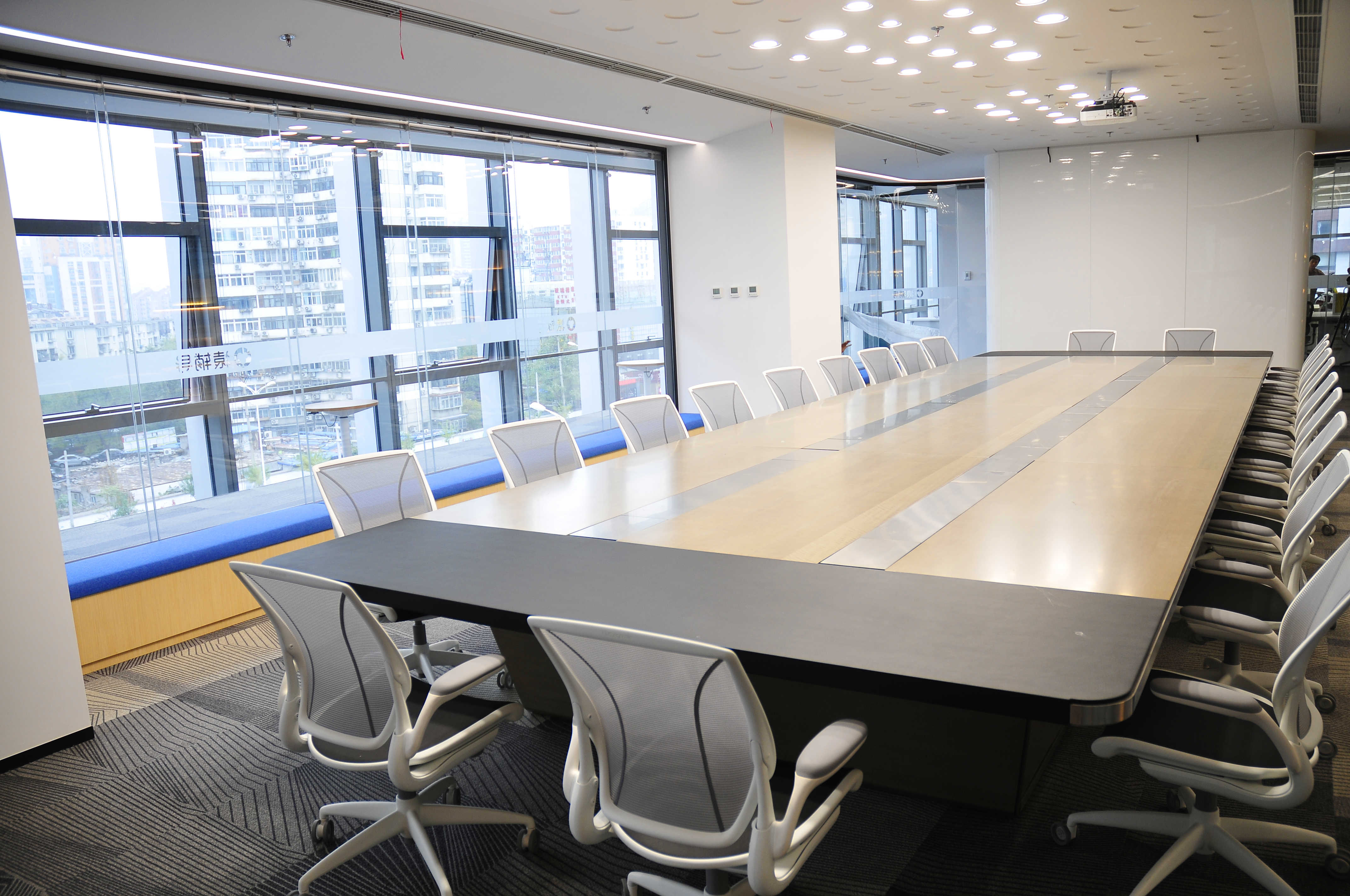 会议台|实木会议台|办公家具|万象城(中国)家具|会议台