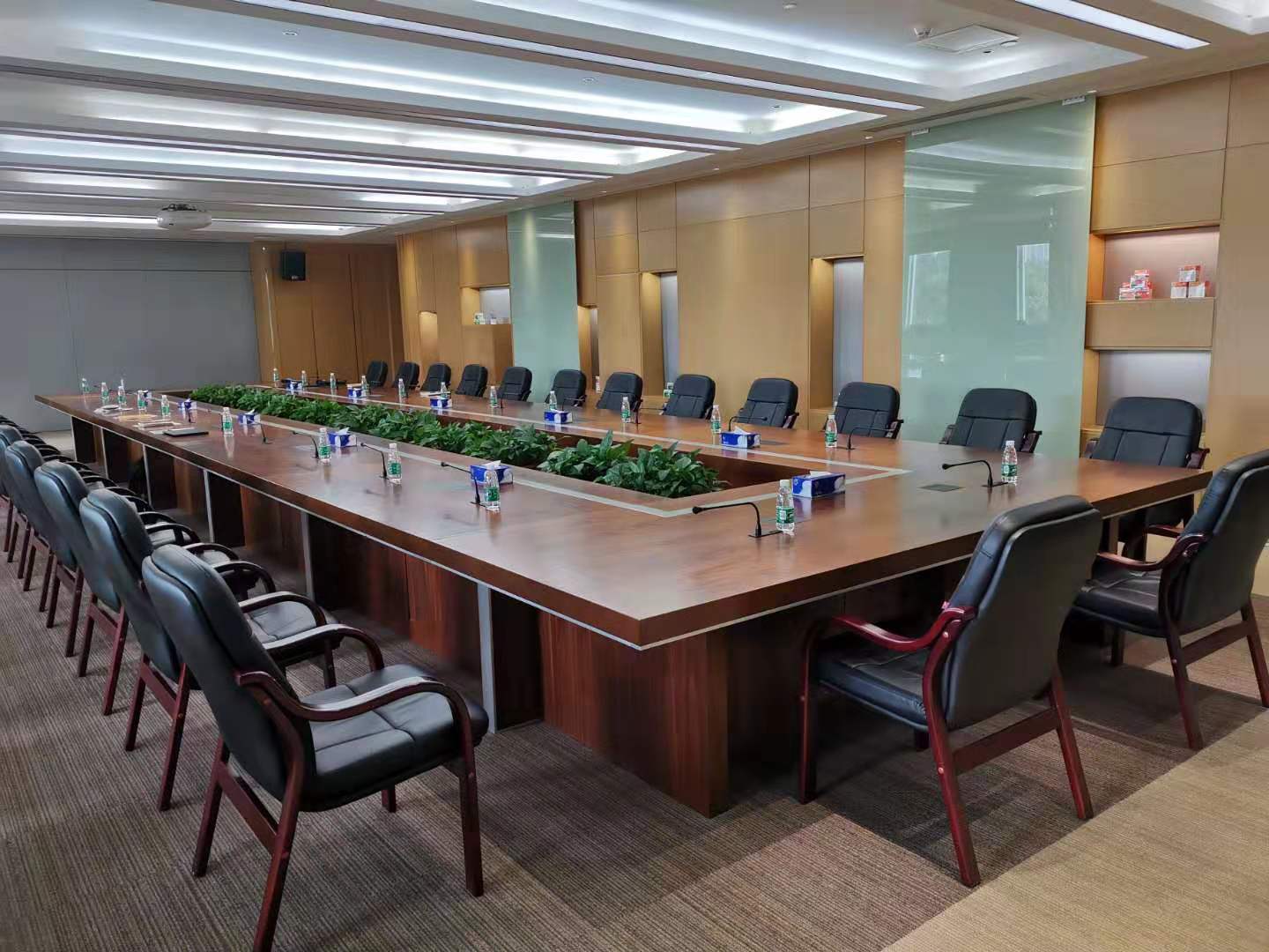 会议台|实木会议台|办公家具|万象城(中国)家具|会议台
