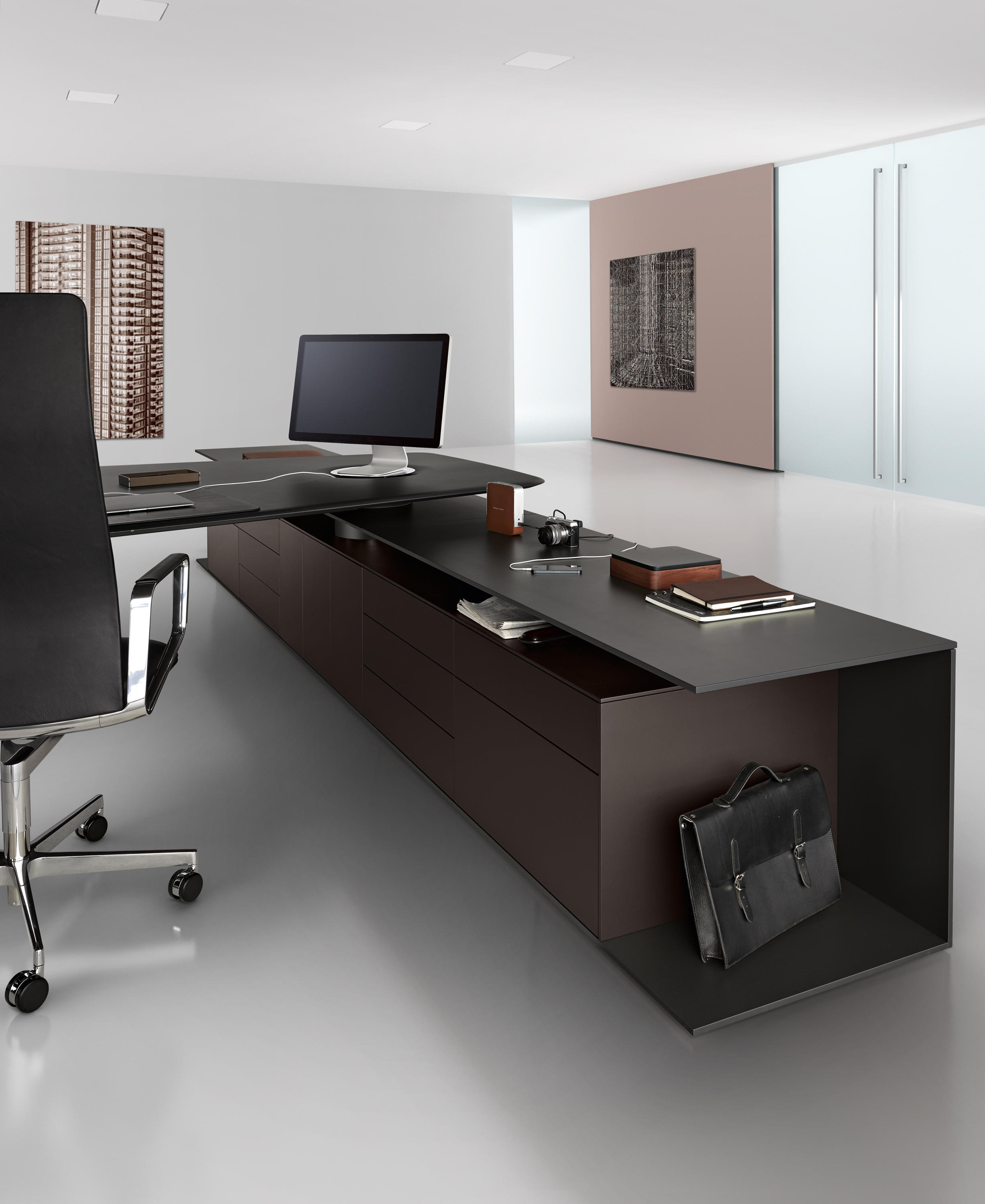 办公台|时尚大班台|办公家具|万象城(中国)家具|KEYPIECE COMMUNICATION DESK.大班台