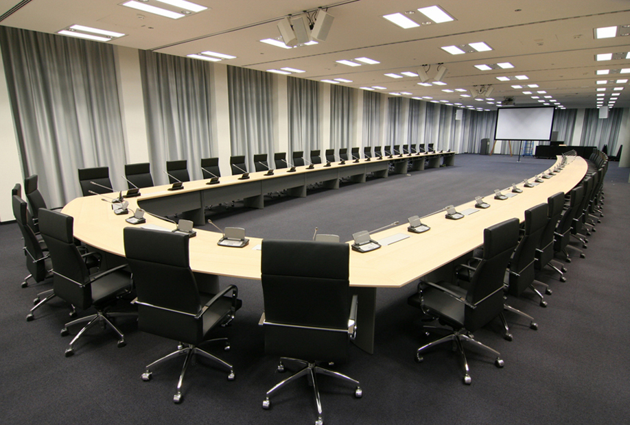 HUB视频系统|HUB视频应用|办公家具|万象城(中国)家具|C5会议台系列